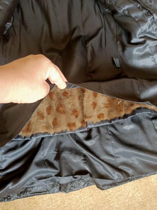 Парка зимняя куртка.