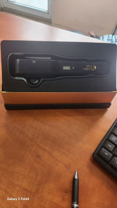 Продавам преса за коса.Golden Curl.