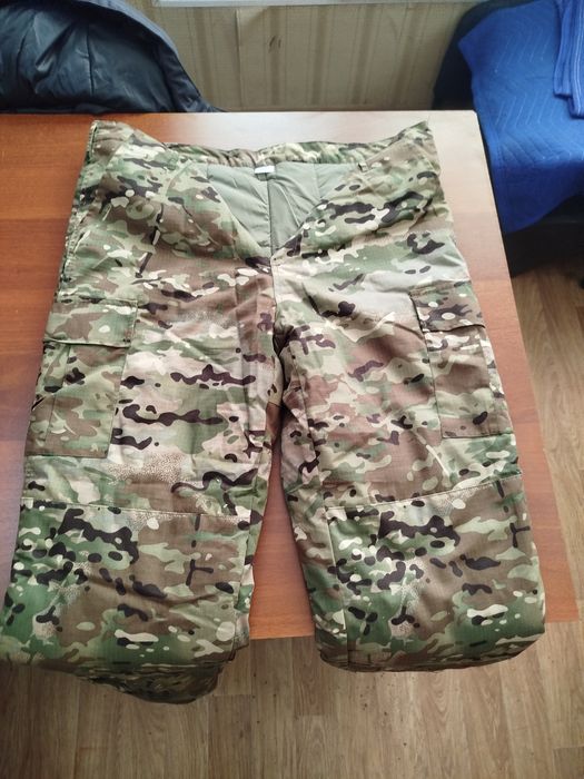 Продам зимний камуфляж