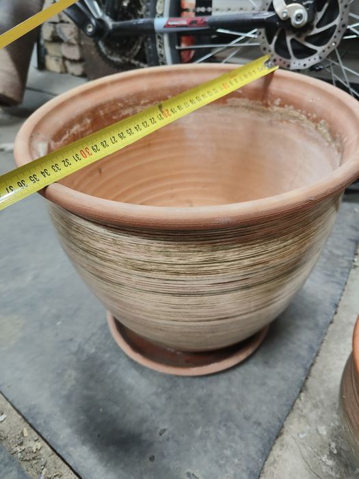 Горшки для цветов