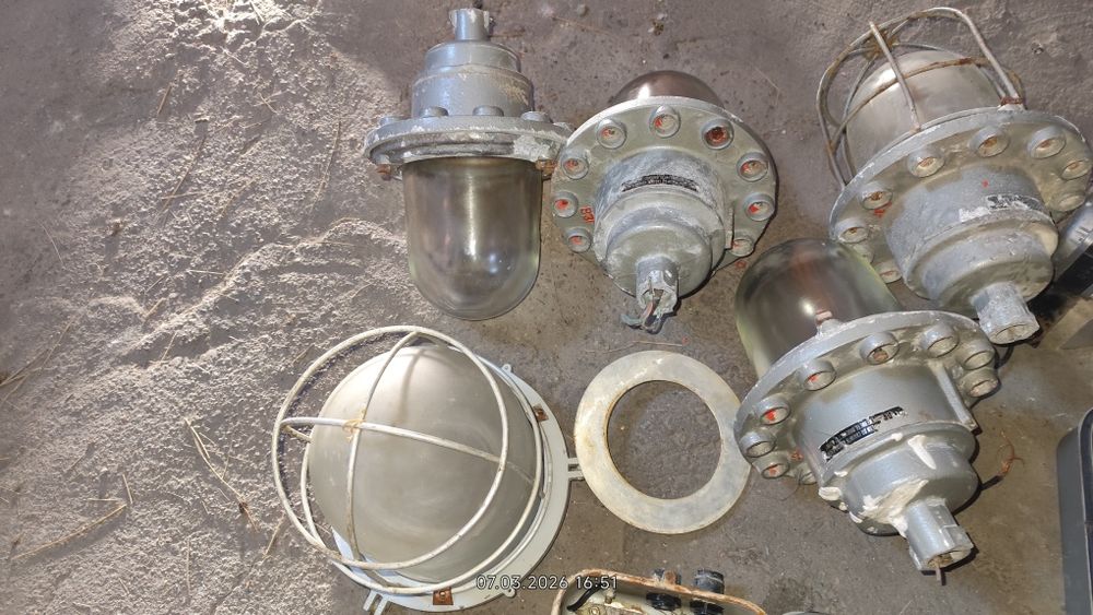 Индустриални лампи