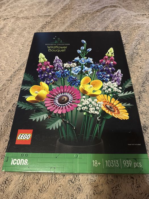 Lego Wildflower Bouquet нов