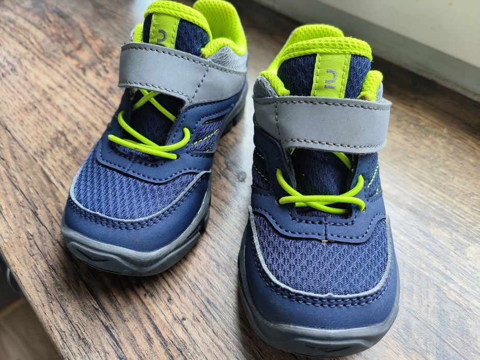 Чисто НОВИ Quechua детски обувки планински