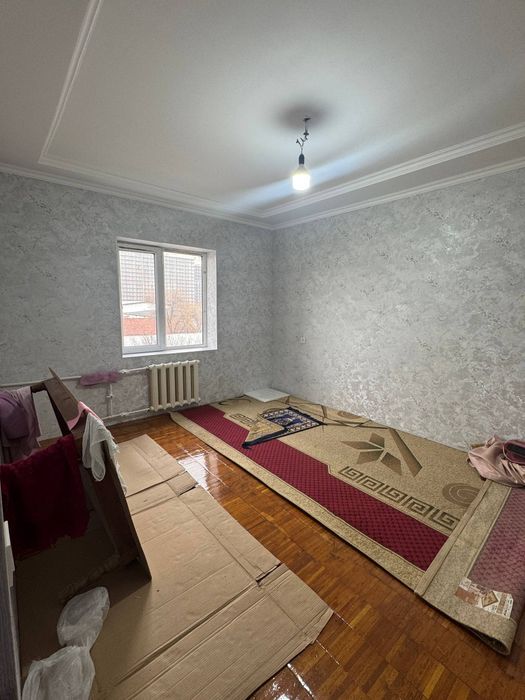 Срочно продаётся 2-х комнатная квартира 77 серия