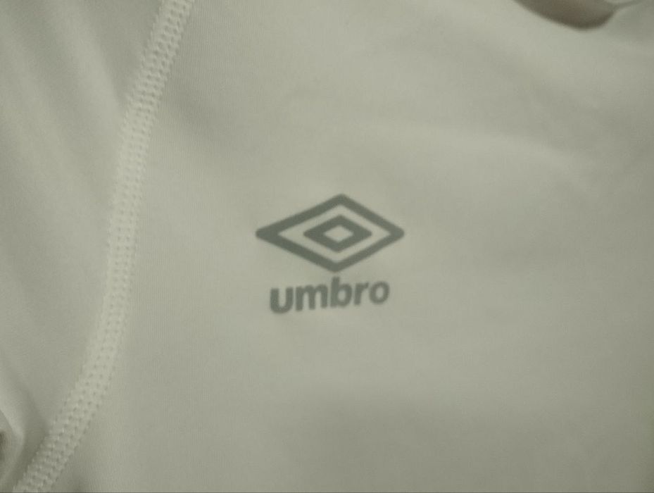 Компрессионная футболка Umbro (ориг). S размер. В отличном состоянии