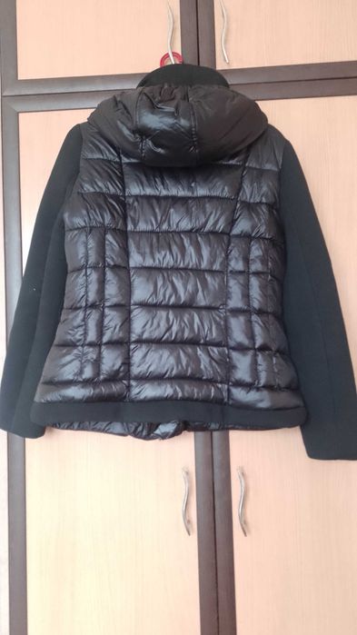 Късо черно зимно яке