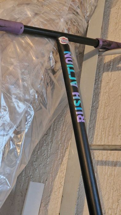 Продам самокат трюковой