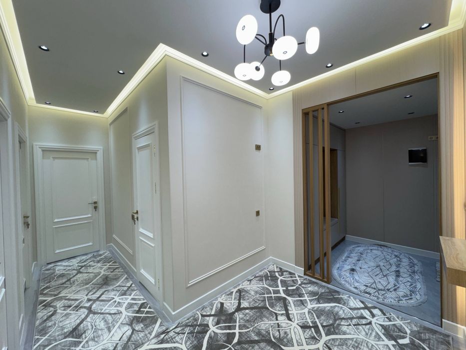 Продантся 3 ком. Квартира площадью 70 кв.м. По ул. Шота Руставели
