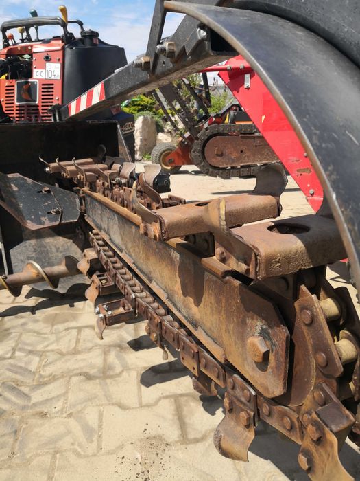 Atasamente pentru utilaje multifuncțional Ditch Witch R300 Zahn - lucrari peisagistice