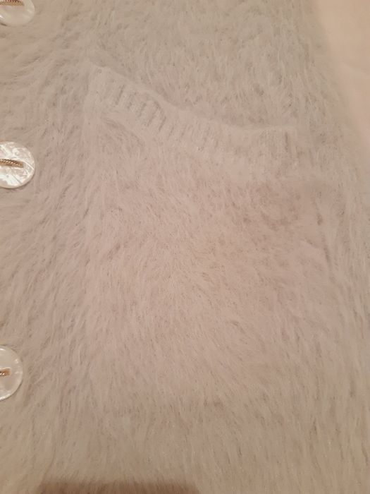 Кардиган. В отличном сером оттенке.