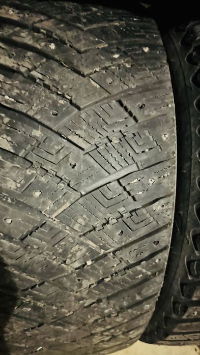 Зимние Шины б/у 225/55/ 18