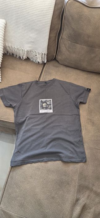 Мъжка тениска S размер