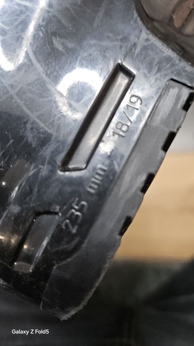 Clăpari copii mărime 29/30 Salomon