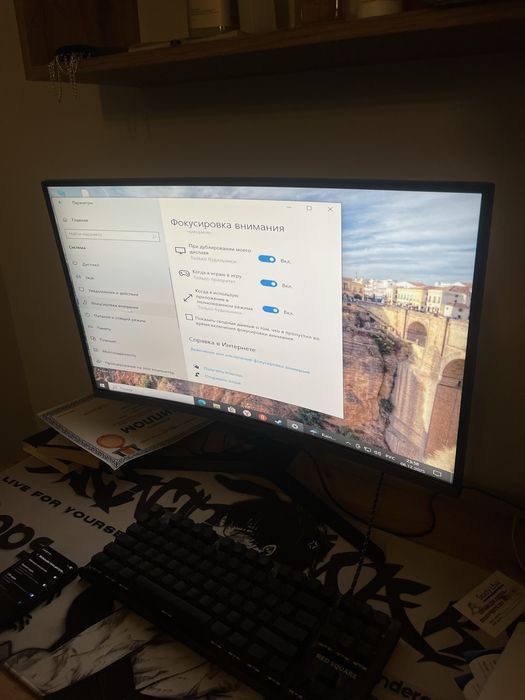 компьютер + монитор + клавиатура продою  Samsung LED