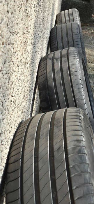 Летни Michelin PRIMACY 4+ 245/45/18 с 5 мм протектор
