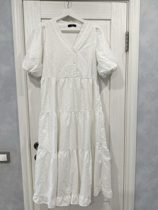 Продам белое платье