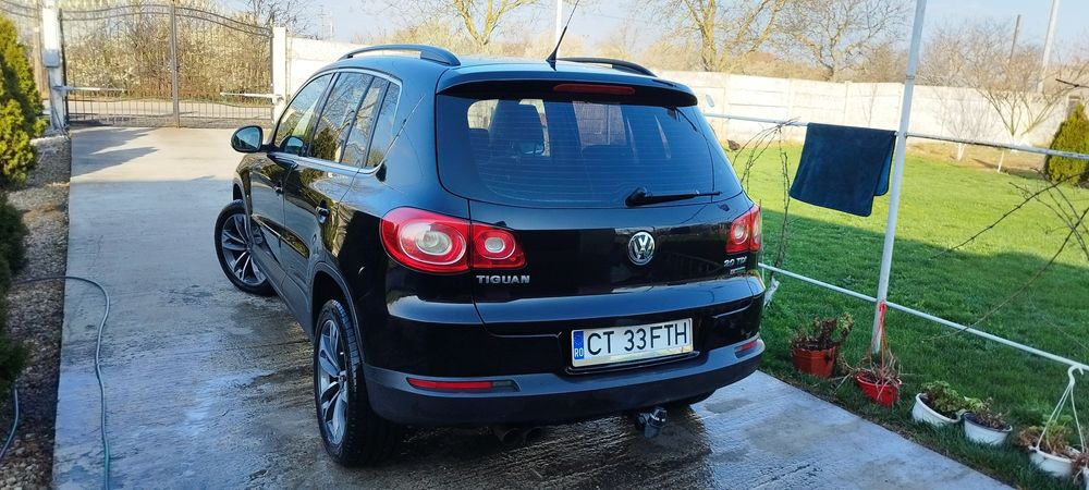 Volkswagen Tiguan 4x4 Comonrail Panoramic FULL Crem 2.0TDI 140 CP 6 Viteze
