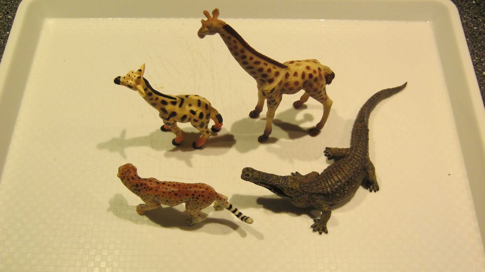 Lot 4 figurine,animale salbatice,Hartung Spiele Berlin,noi,11-19cm./2/