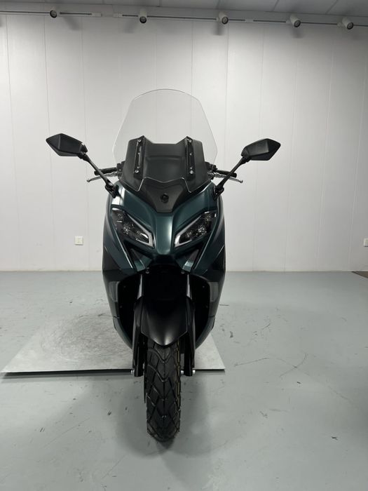 Sr200 инжекторный макси скутер