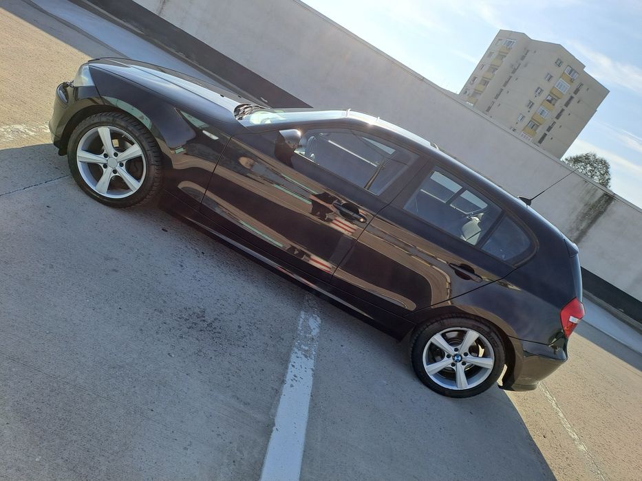 BMW Seria1 118D/143 CP/ 2011