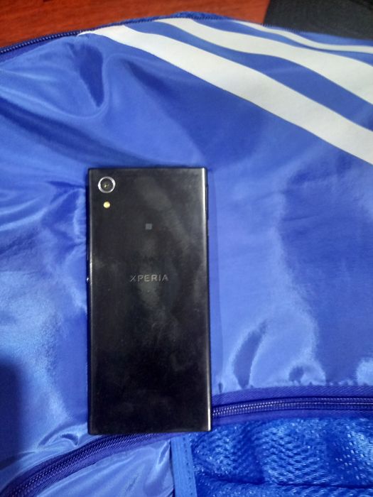 Продам телефон sony Xperia g3112