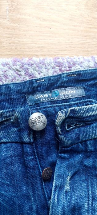 pantaloni washed