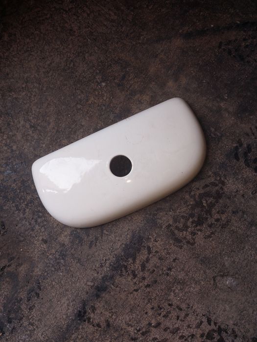 продаю крышку ..