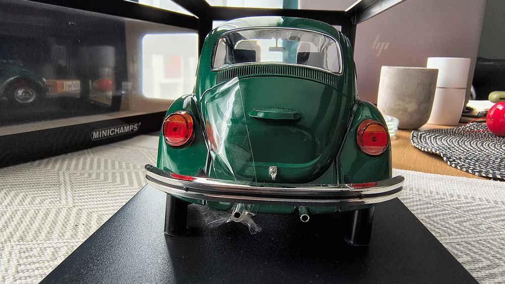 Machetă VW Kaefer (Beetle), Minichamps 1:18, superdetaliată, nouă
