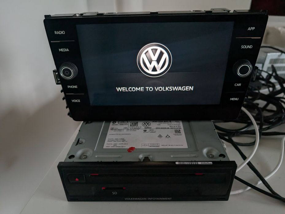 Navigatie Originala MIB 2  Composition media golf 7 passat b8