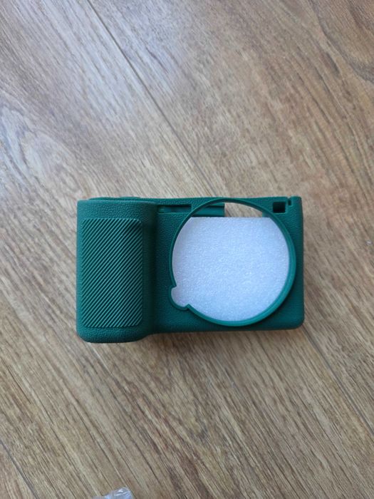 Husa si folii ecran Sony ZV-E10 II