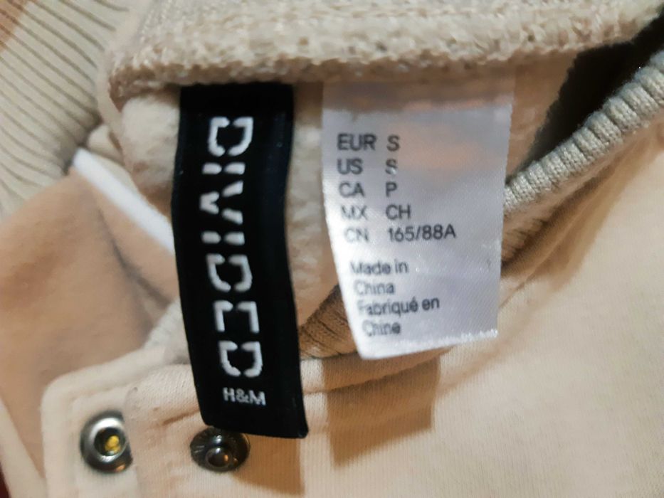 Бомбер H&M Divided