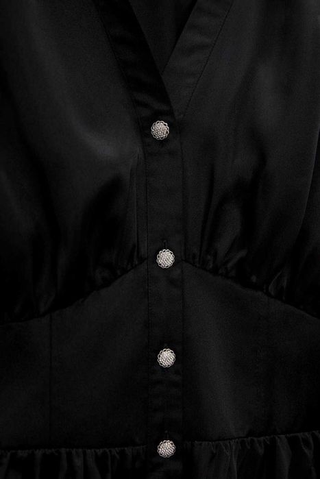 Сатенена рокля с копчета с камъчета Zara, XS