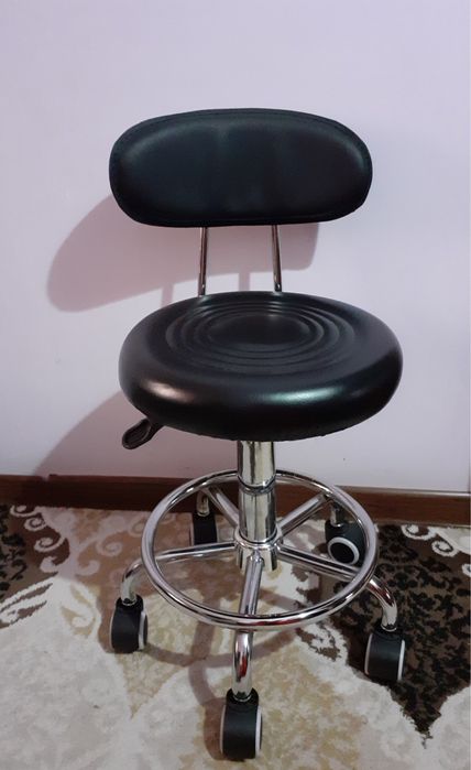 вращающийся стул (табурет)