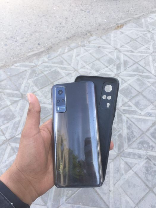 игравой телефон Vivo v31 64 на 4