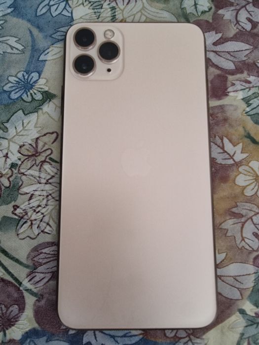 IPhone 11 Pro Max LLA 256.Gb Karobka Dakument Srocna Sotiladi