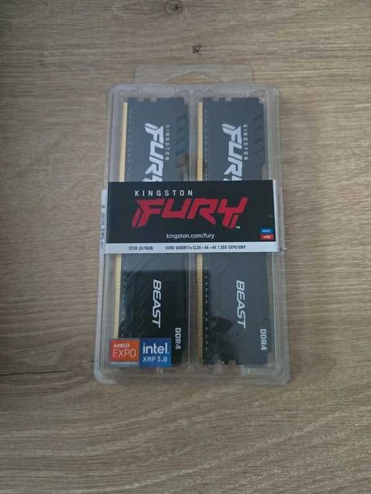 Gigabyte Aorus Elite V2 + AMD Ryzen 5 5600 + 32 GB RAM 3200 Mhz