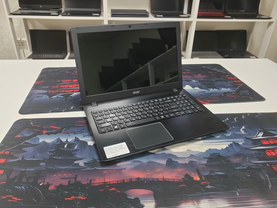 Ноутбук Aser Core i3-6006U/ 8Гб/ ССД 128, 500гб/ GeForce 940MX