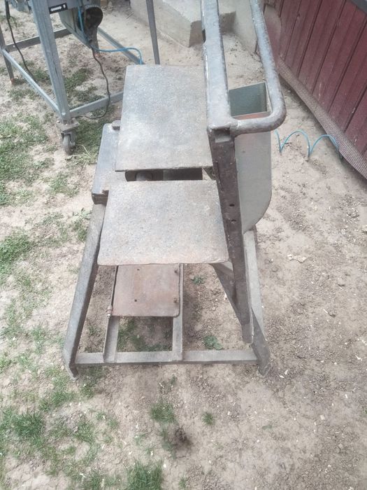 Vînd circular cu ax și pendulă.