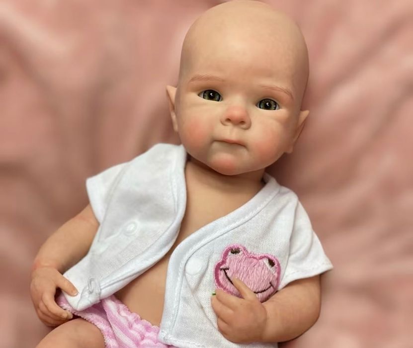 Bebelus Reborn silicon moale squishy modelabil 33 cm fetita nou