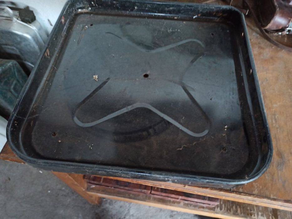 Поддон нижний для плиты квадратный