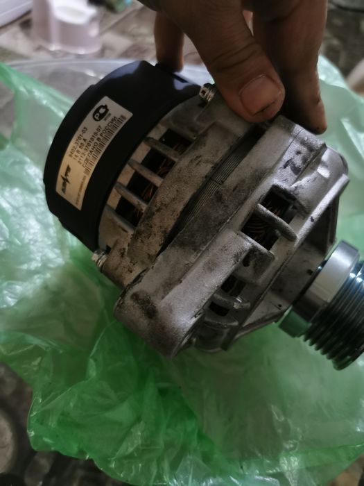 Продам гениратор ваз