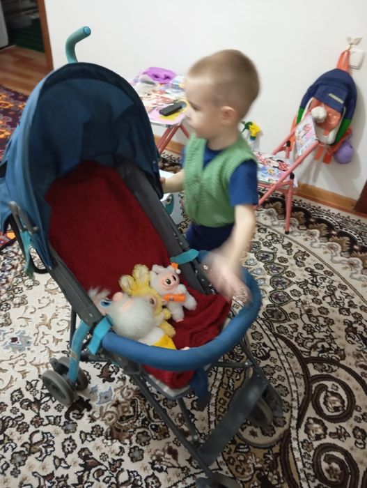 Коляска трость в хорошем состоянии