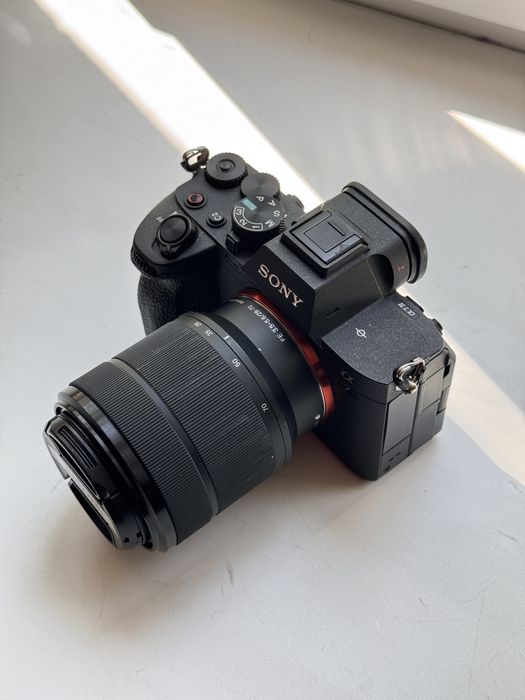 Sony A7iv, Sony A74