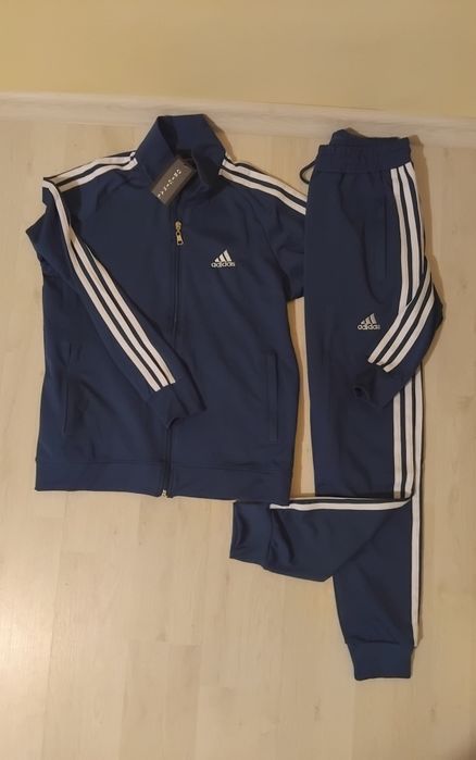 Trening Adidas de primavara/ vara