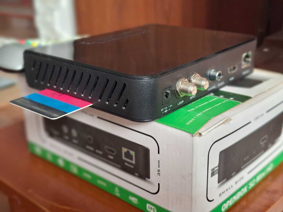 Спутниковая тарелка и ресивер  Openbox® S2 HD