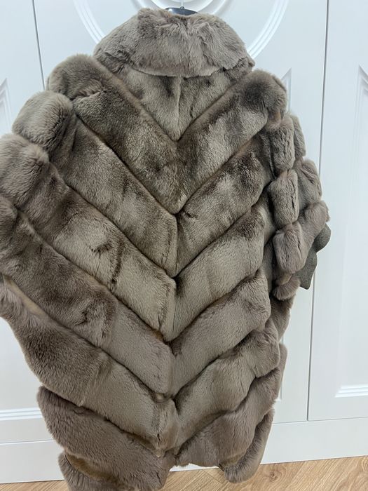 Продам шубу из шиншилы рекс