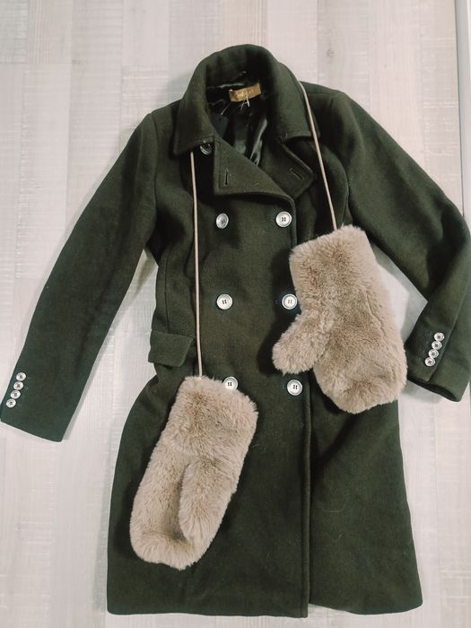 Палто .Размер С.