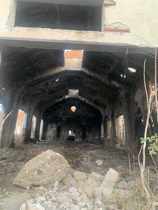 Продава се Промишлена сграда в Карлово - 3547 кв.м за 22 €/кв.м - Снимка #2