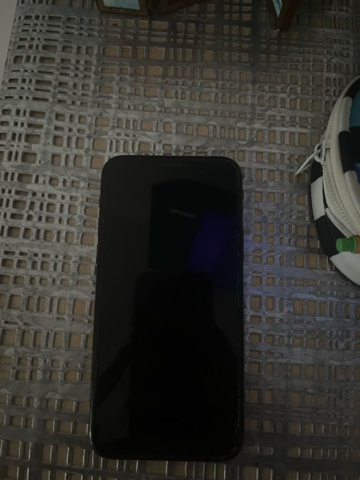 Iphone 11 pro functionează bine