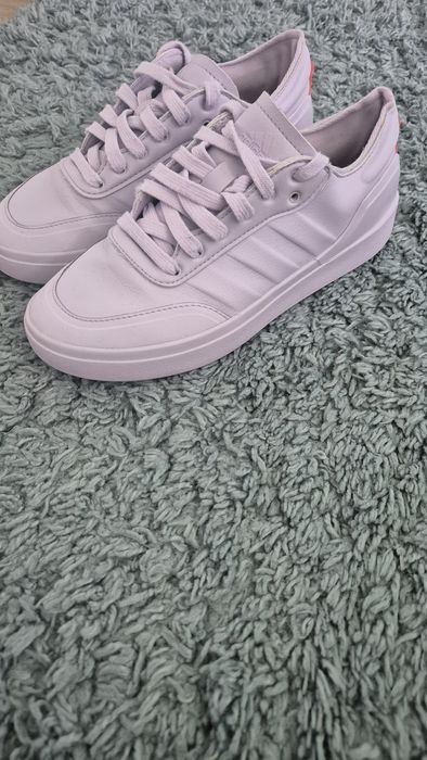 Бели кецове Adidas